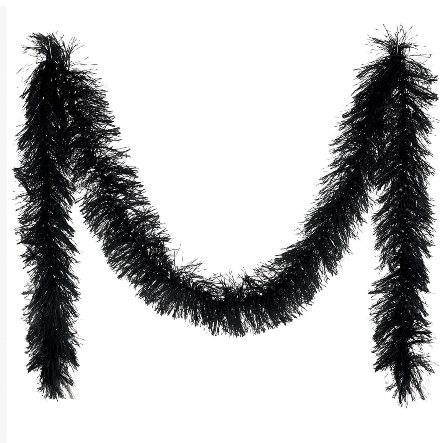 accroché comme une guirlande ou en accessoire de déguisement.