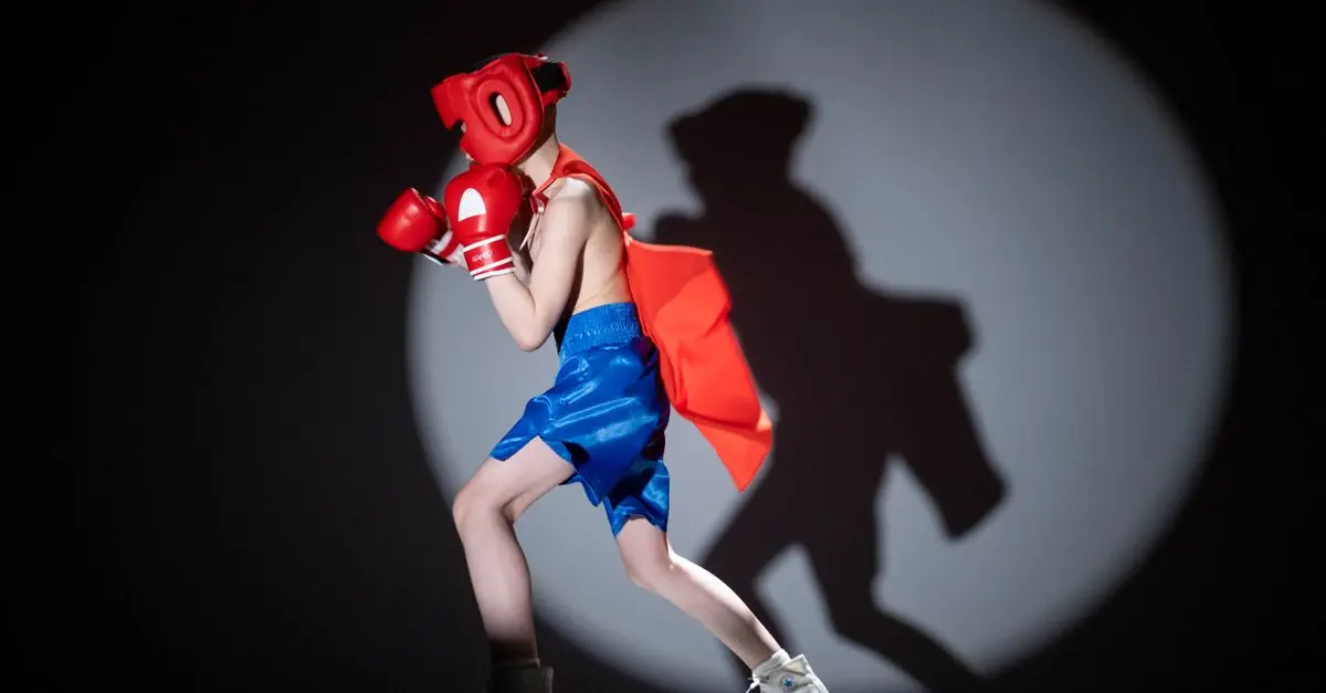 Comparatif : costumes de super-héros, luxe vs économique