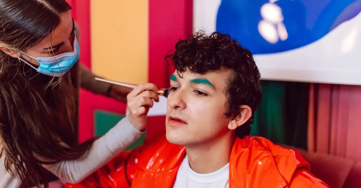 Réussir son maquillage de déguisement : conseils d'experts