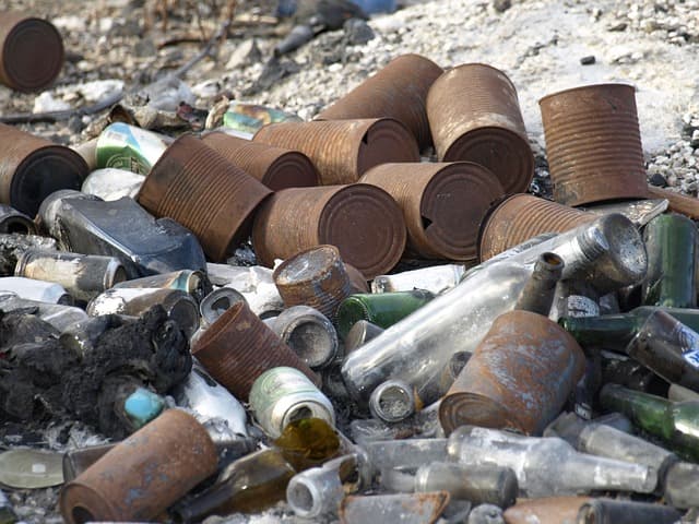 Comment créer un déguisement unique avec des matériaux recyclés